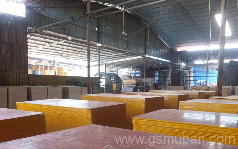 建筑紅模板價格大概是多少?建筑紅板哪種材質好? 建筑紅模板價格大概是多少?建筑紅板哪種材質好?