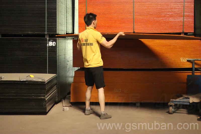 1220*2440模板多少錢一塊?工程中如何選擇建筑模板? 1220*2440模板多少錢一塊?工程中如何選擇建筑模板?